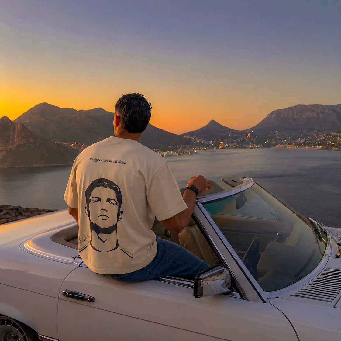 Oversized unisex T-shirt - THE GOAT 🐐